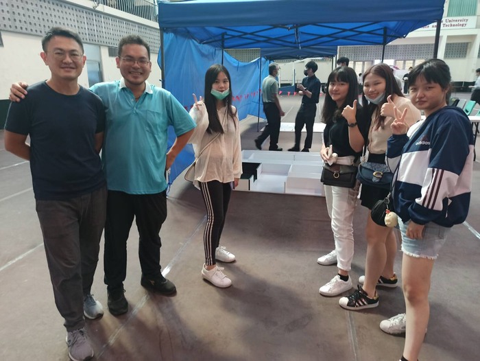參賽同學合影